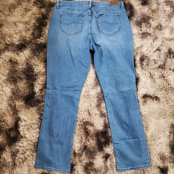 Size 18 Lee jeans - Picture 6 of 11